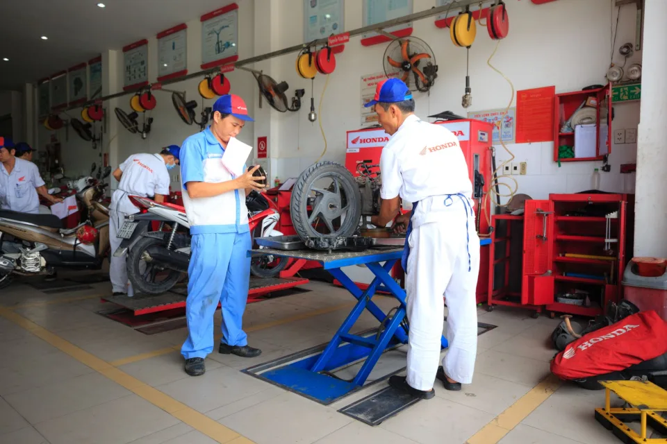 Khu vực sửa phanh, thắng